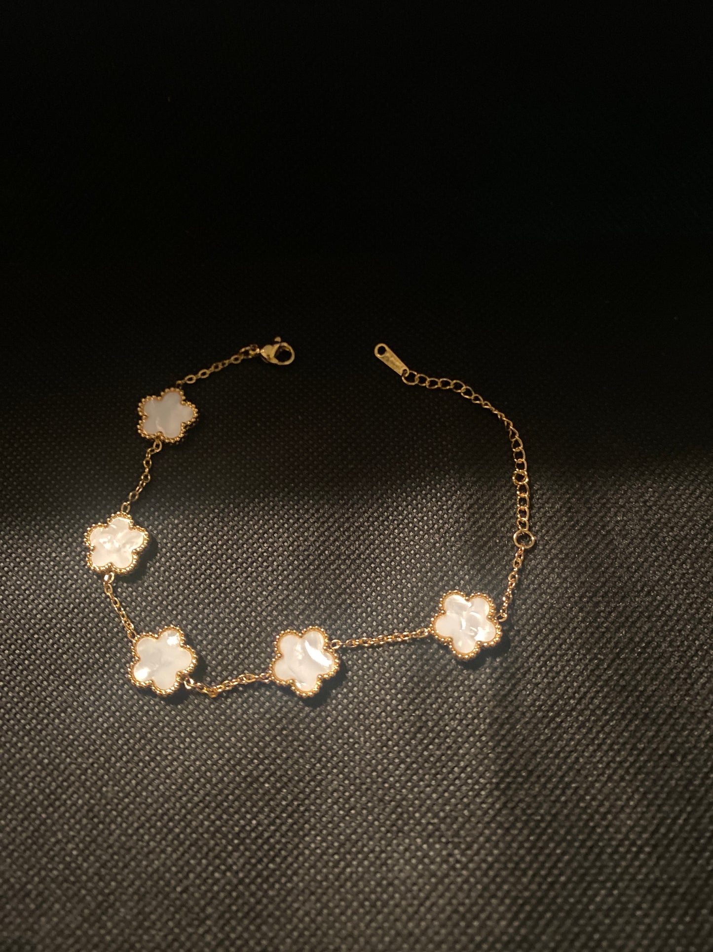 Lucky you clover bracelet