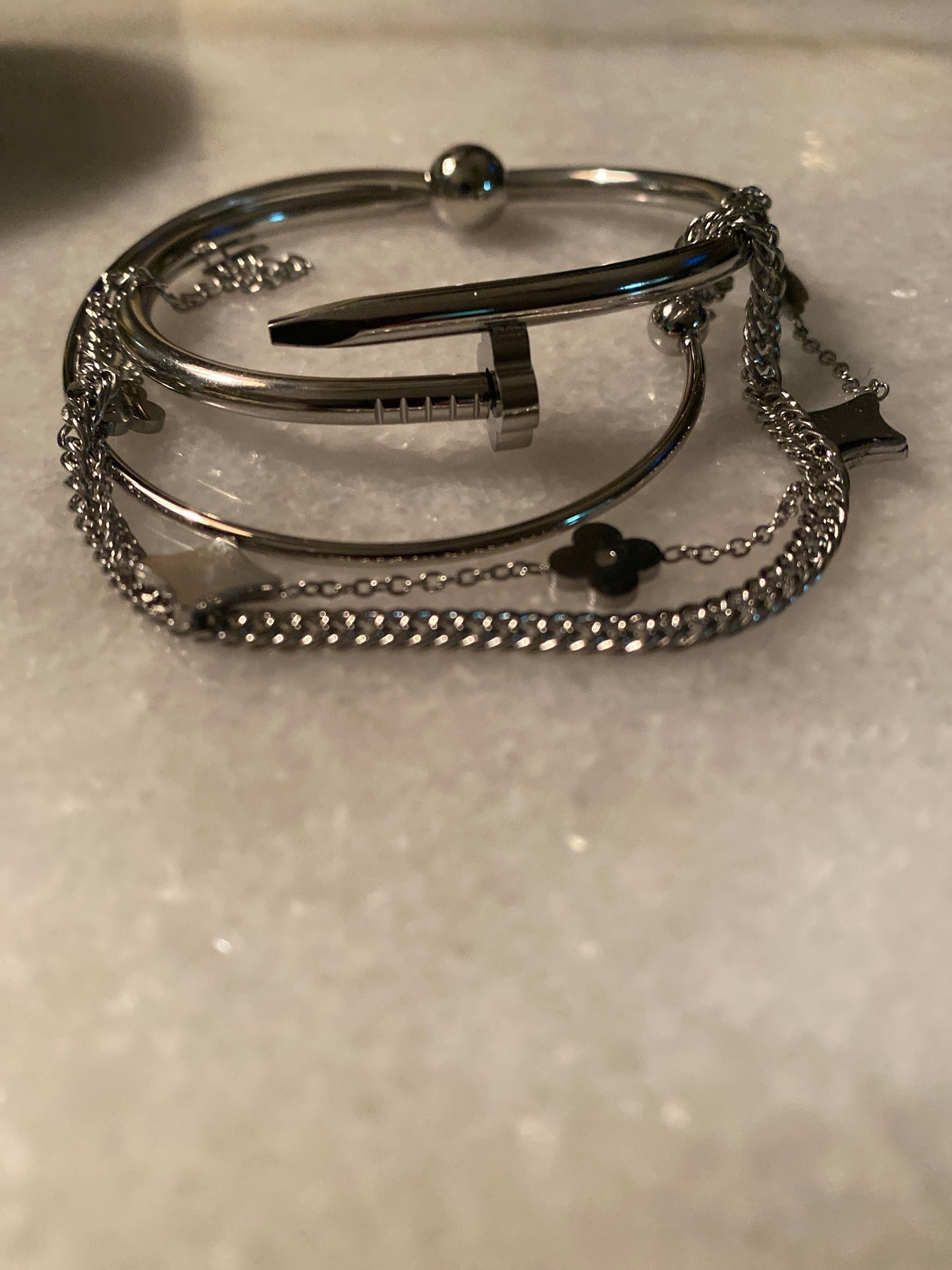 Ball stack bracelet