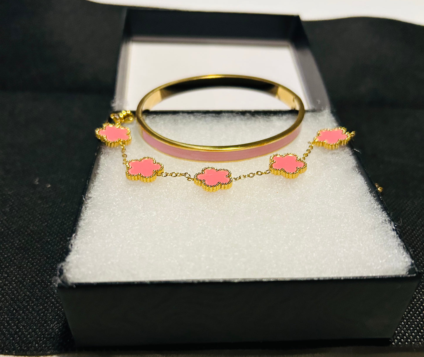 Lucky you clover stack bracelet