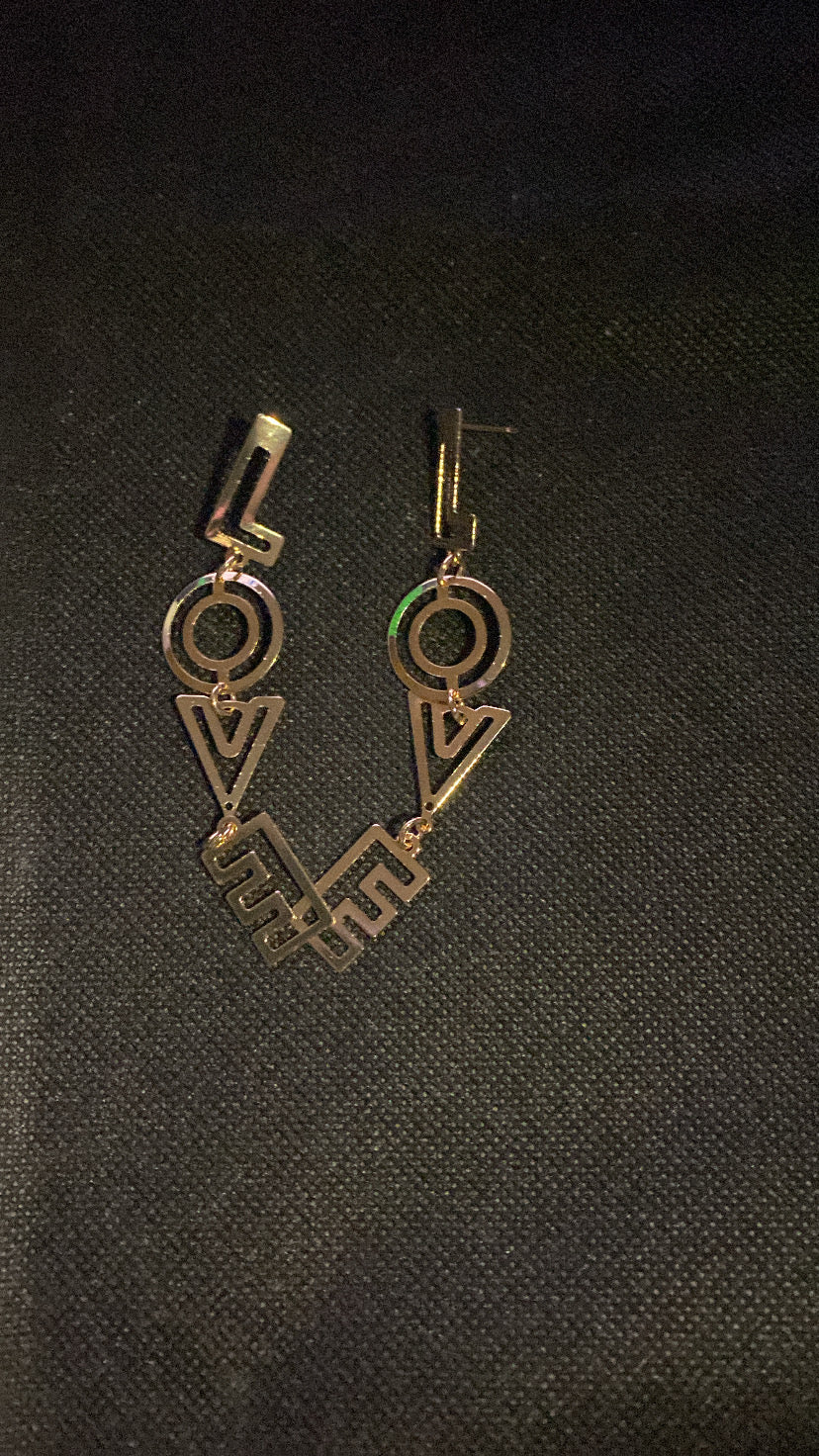 Graphic love Earrings