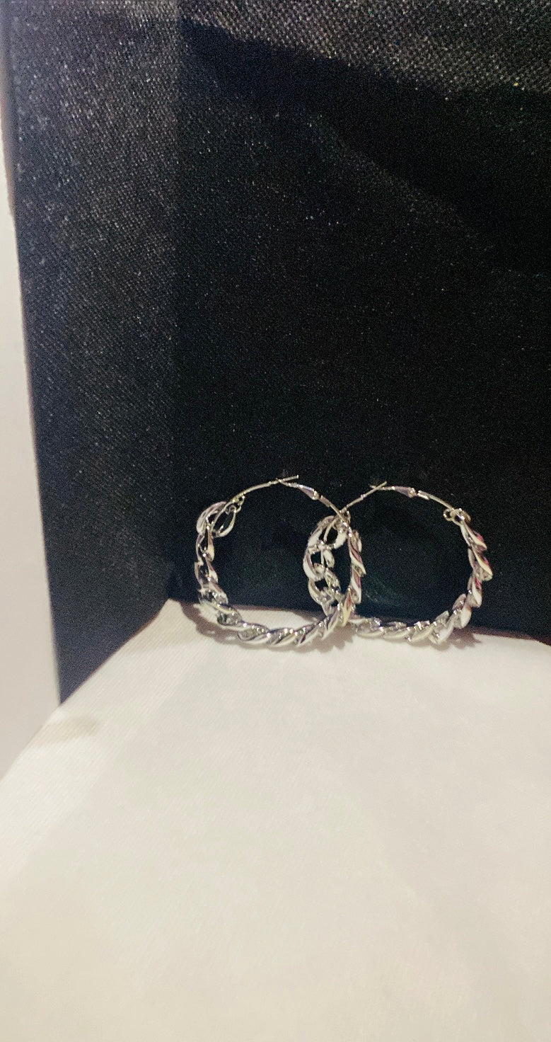 Chain hoop Earrings