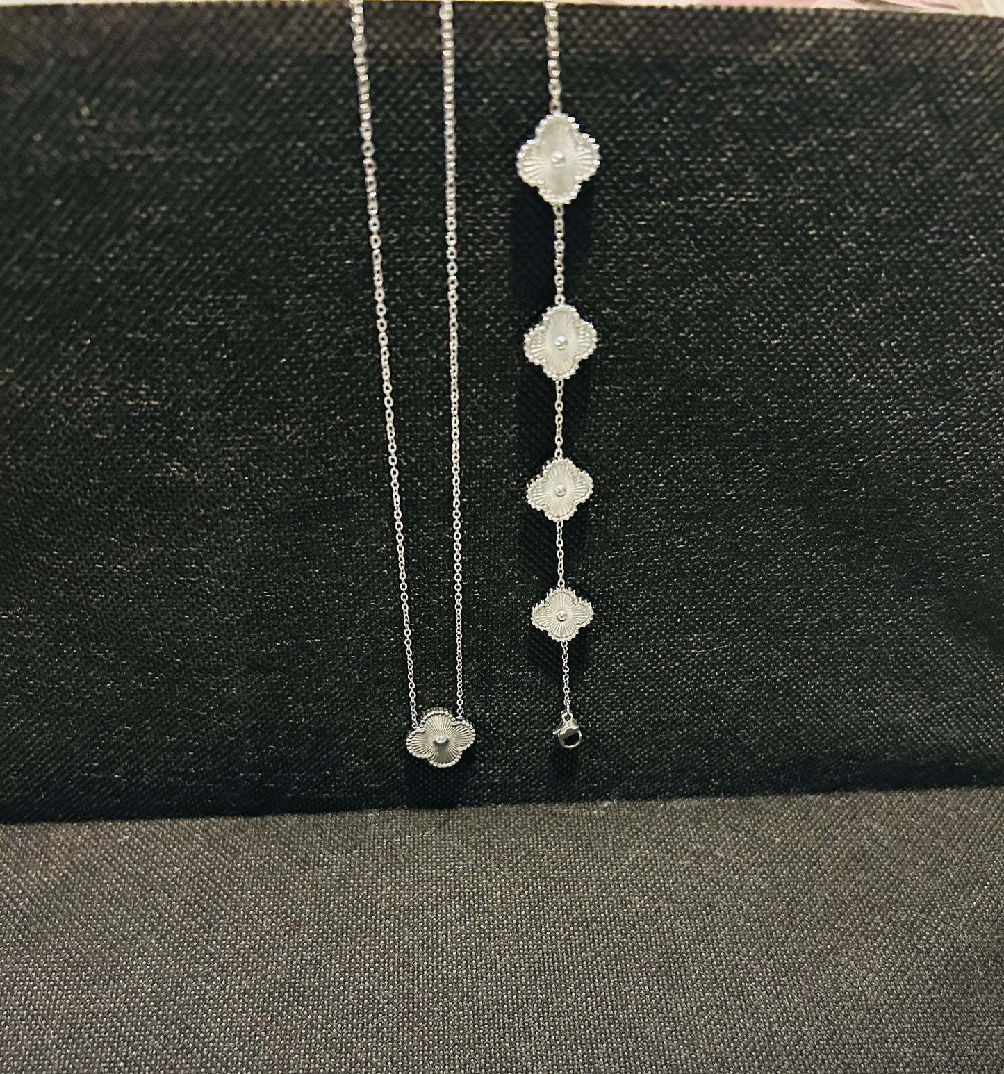Clover Necklace and bracelet set