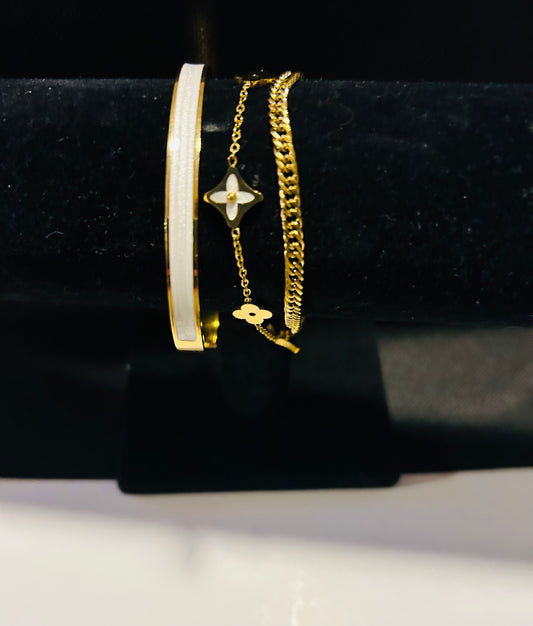 White bangle clover stack