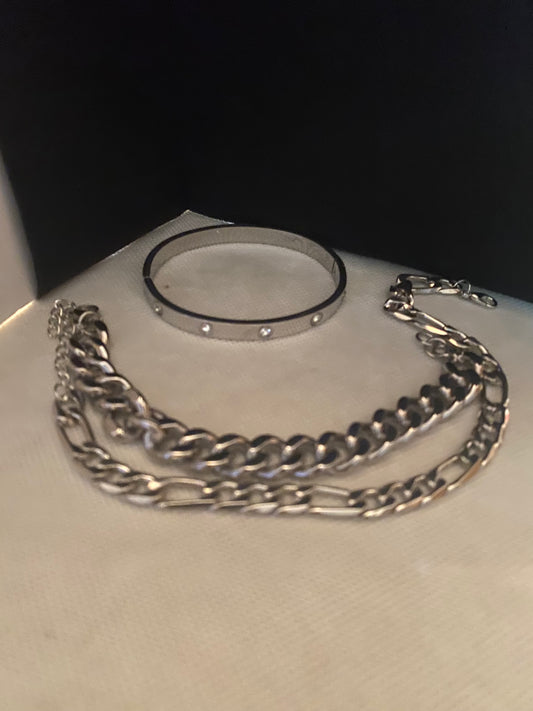 Chain stack bracelet